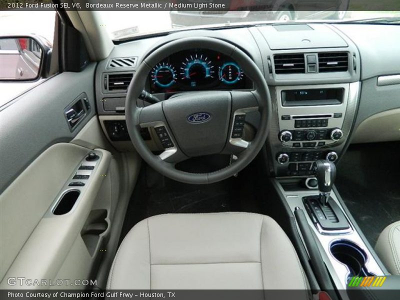 Bordeaux Reserve Metallic / Medium Light Stone 2012 Ford Fusion SEL V6