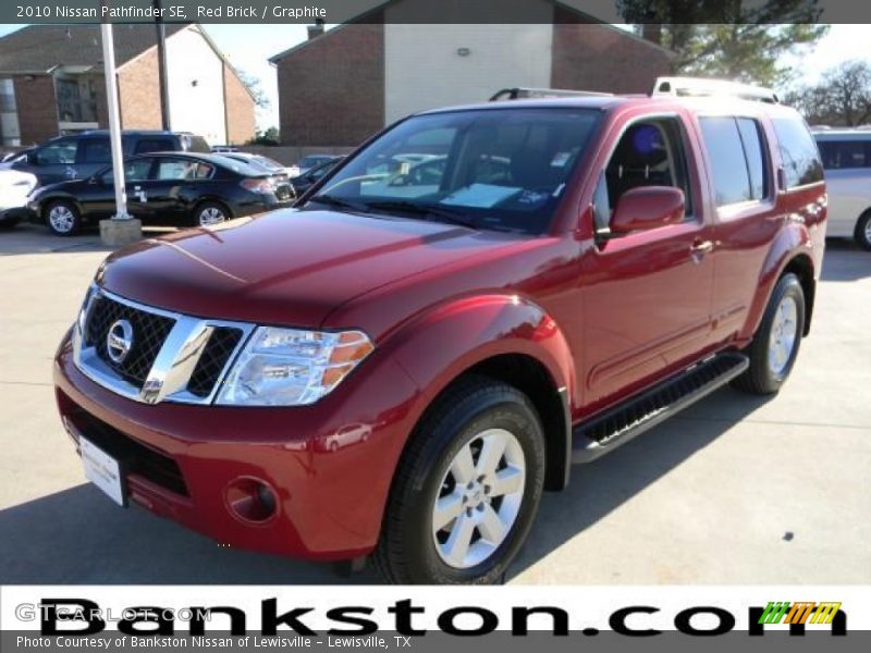Red Brick / Graphite 2010 Nissan Pathfinder SE