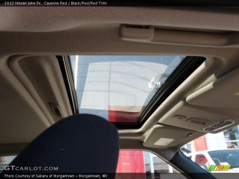 Cayenne Red / Black/Red/Red Trim 2012 Nissan Juke SV