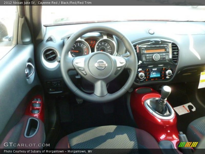 Cayenne Red / Black/Red/Red Trim 2012 Nissan Juke SV