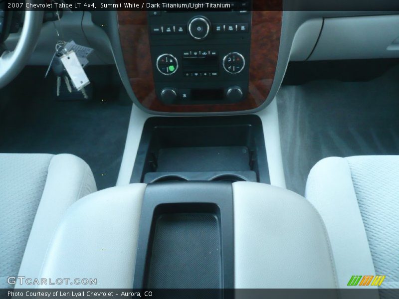 Summit White / Dark Titanium/Light Titanium 2007 Chevrolet Tahoe LT 4x4