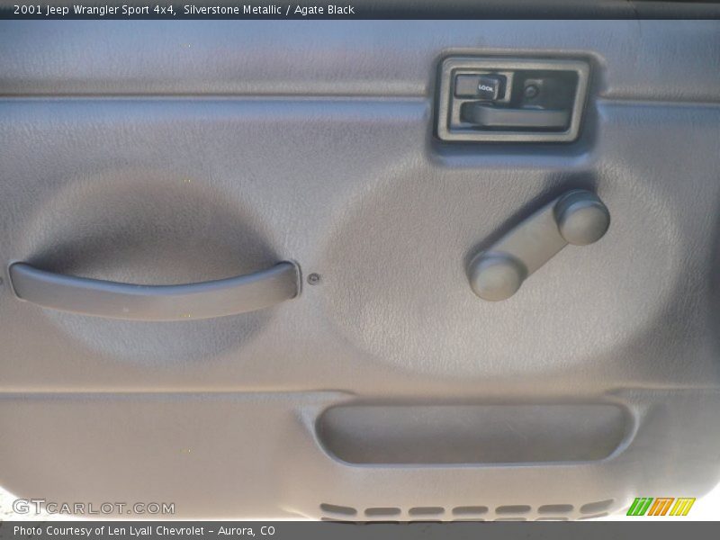 Silverstone Metallic / Agate Black 2001 Jeep Wrangler Sport 4x4