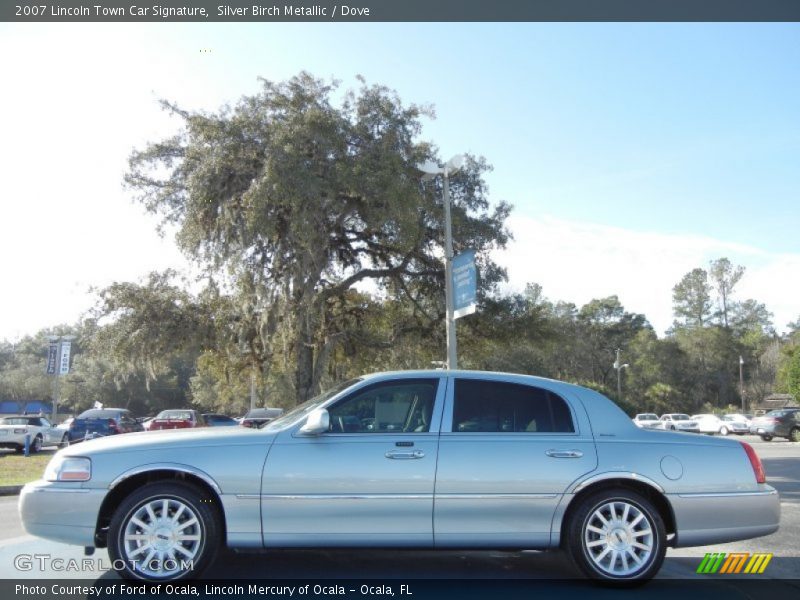  2007 Town Car Signature Silver Birch Metallic