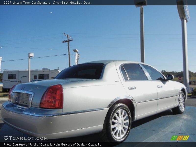 Silver Birch Metallic / Dove 2007 Lincoln Town Car Signature