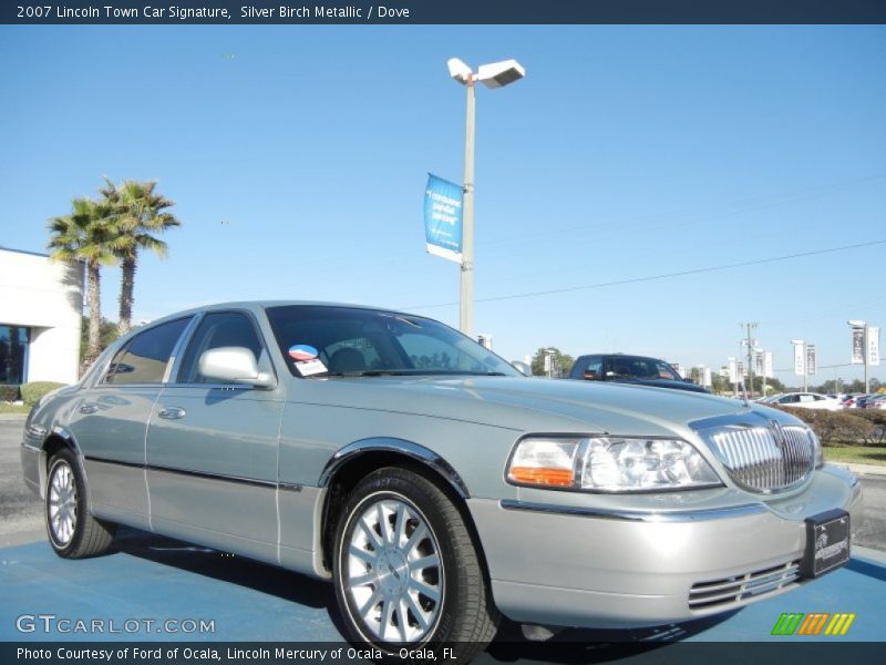 Silver Birch Metallic / Dove 2007 Lincoln Town Car Signature