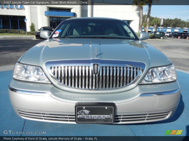 Silver Birch Metallic / Dove 2007 Lincoln Town Car Signature