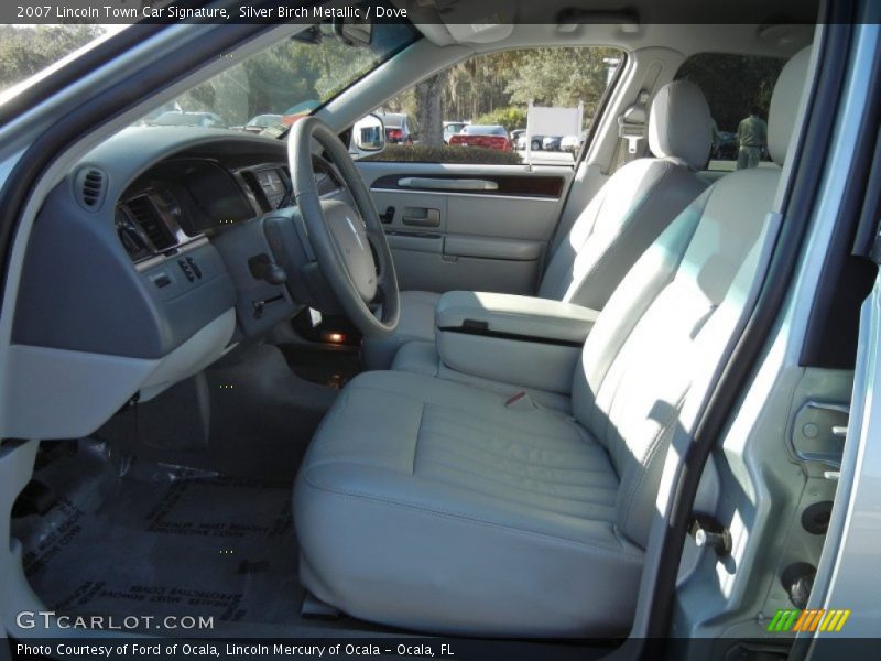 Silver Birch Metallic / Dove 2007 Lincoln Town Car Signature