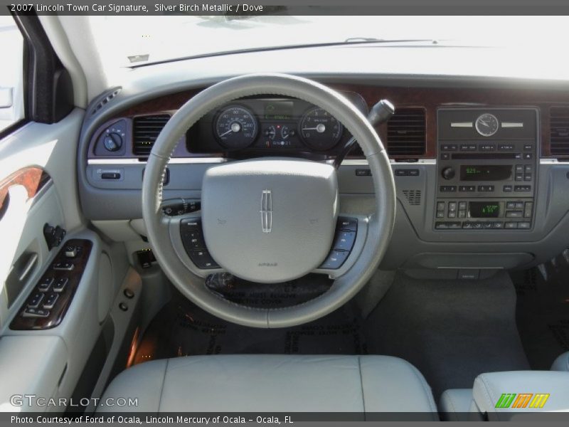 Silver Birch Metallic / Dove 2007 Lincoln Town Car Signature