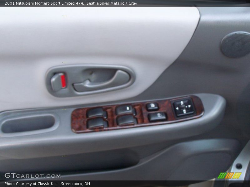 Seattle Silver Metallic / Gray 2001 Mitsubishi Montero Sport Limited 4x4