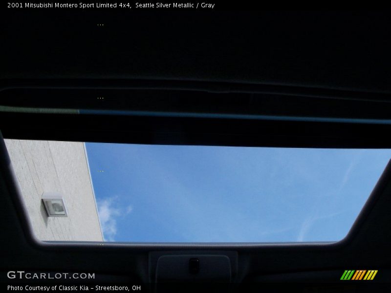 Seattle Silver Metallic / Gray 2001 Mitsubishi Montero Sport Limited 4x4