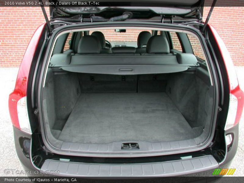 Black / Dalaro Off Black T-Tec 2010 Volvo V50 2.4i