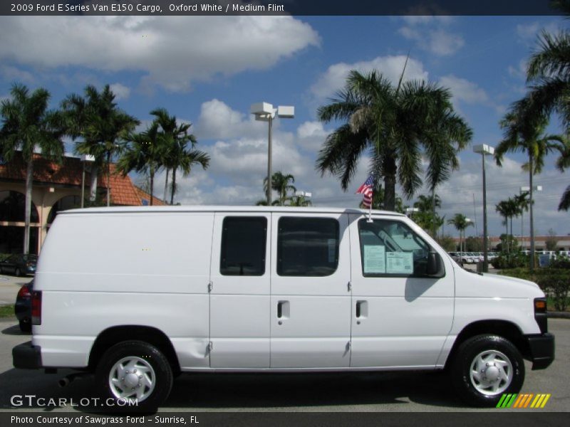 Oxford White / Medium Flint 2009 Ford E Series Van E150 Cargo