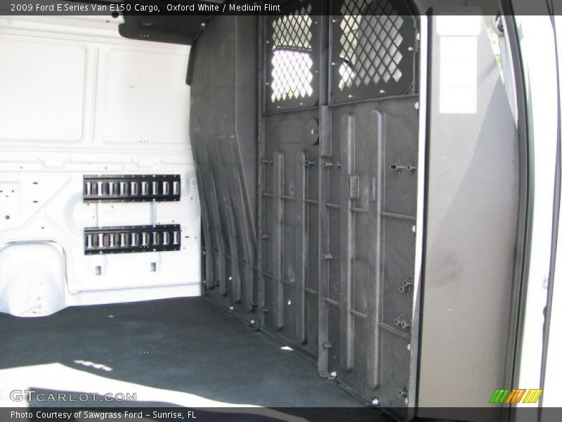 Oxford White / Medium Flint 2009 Ford E Series Van E150 Cargo