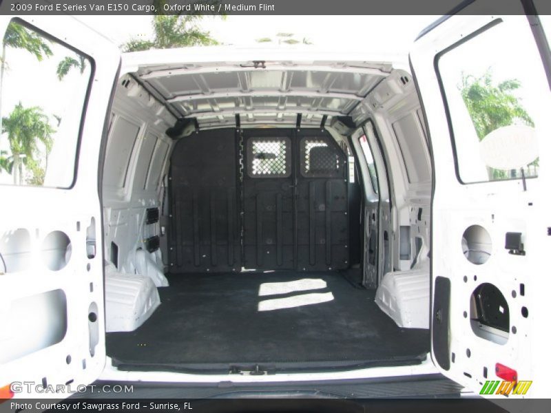 Oxford White / Medium Flint 2009 Ford E Series Van E150 Cargo
