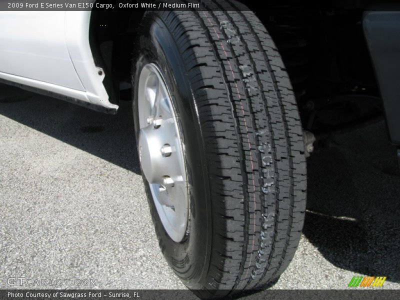 Oxford White / Medium Flint 2009 Ford E Series Van E150 Cargo