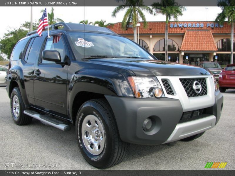 Super Black / Gray 2011 Nissan Xterra X