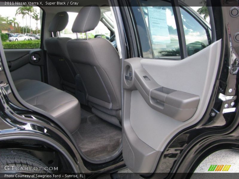 Super Black / Gray 2011 Nissan Xterra X