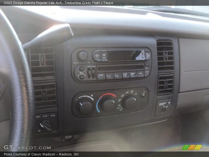 Timberline Green Pearl / Taupe 2003 Dodge Dakota Regular Cab 4x4