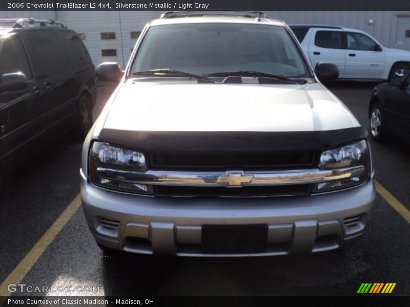 Silverstone Metallic / Light Gray 2006 Chevrolet TrailBlazer LS 4x4