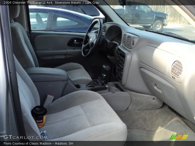 Silverstone Metallic / Light Gray 2006 Chevrolet TrailBlazer LS 4x4
