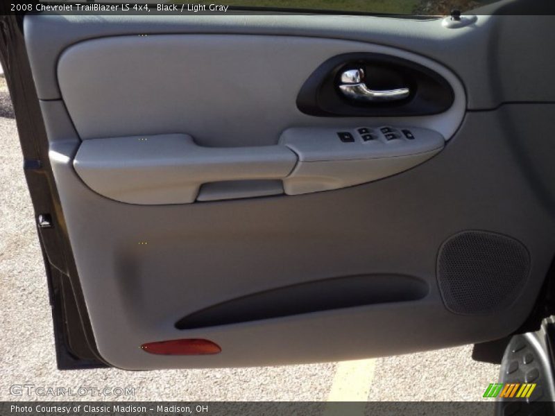 Black / Light Gray 2008 Chevrolet TrailBlazer LS 4x4