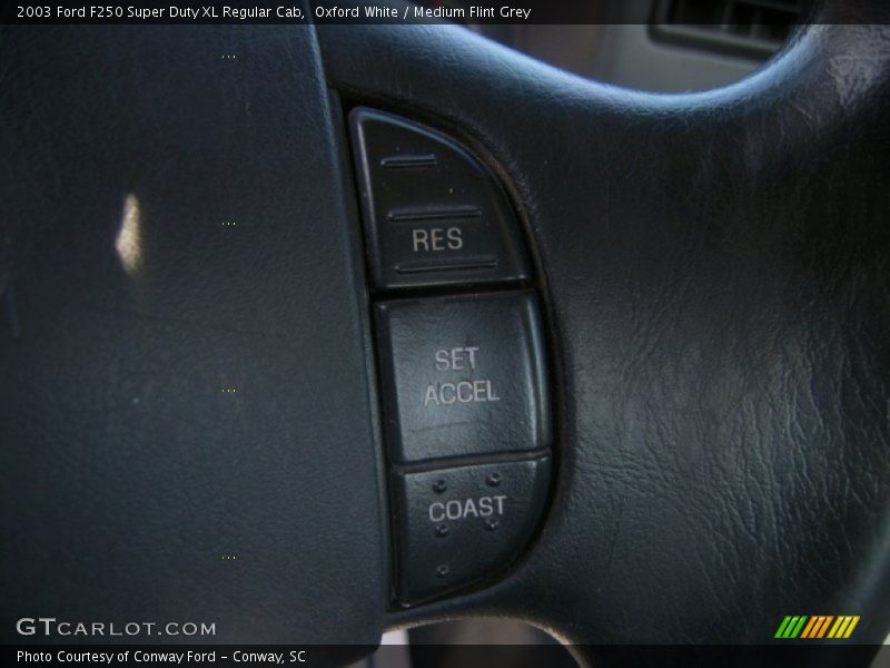 Oxford White / Medium Flint Grey 2003 Ford F250 Super Duty XL Regular Cab