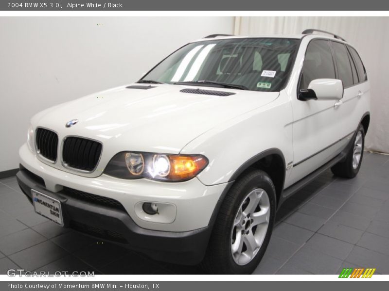Alpine White / Black 2004 BMW X5 3.0i