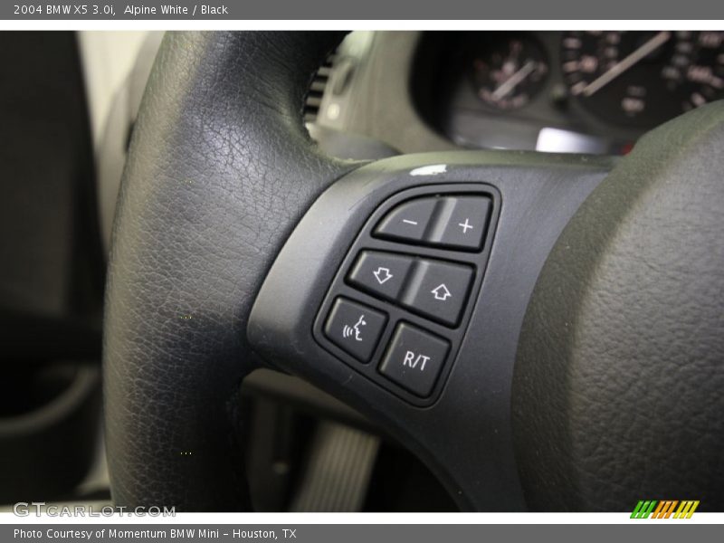 Alpine White / Black 2004 BMW X5 3.0i