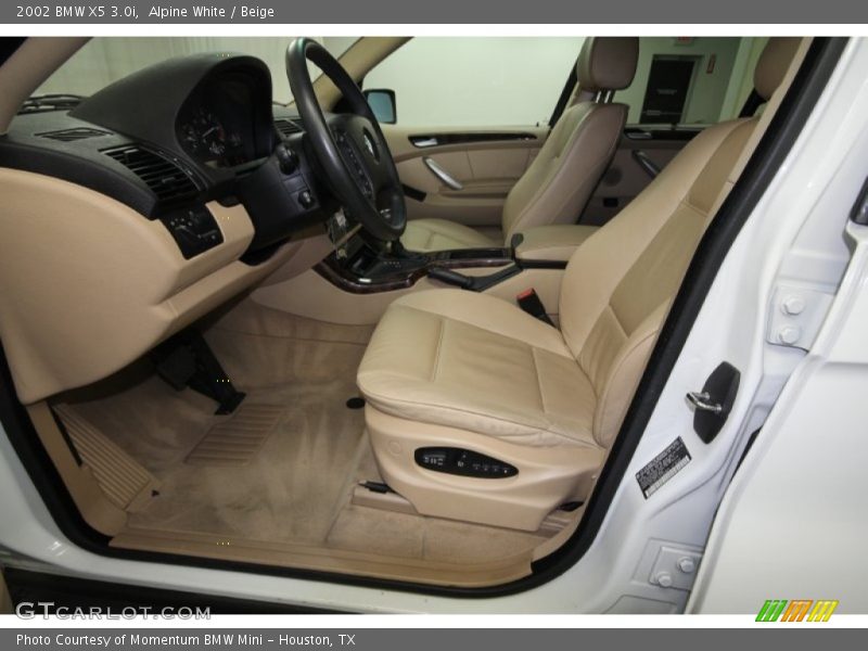 Alpine White / Beige 2002 BMW X5 3.0i