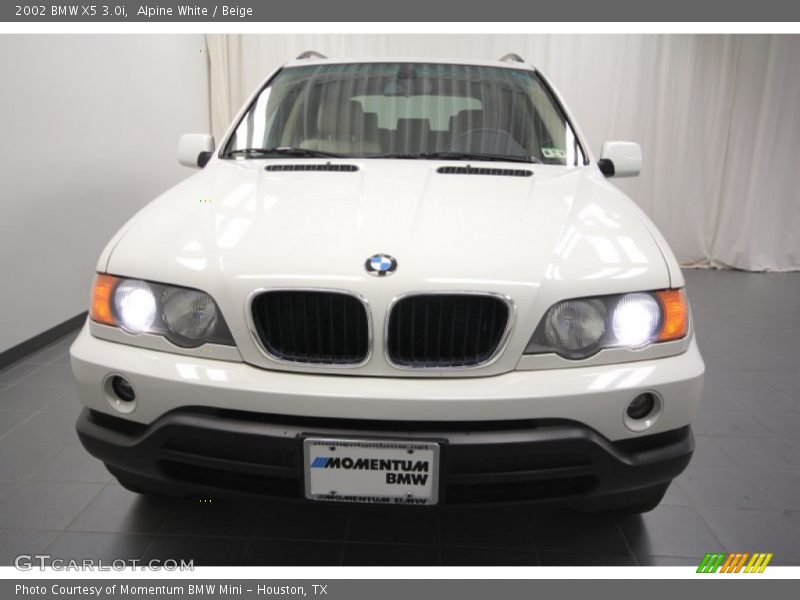 Alpine White / Beige 2002 BMW X5 3.0i