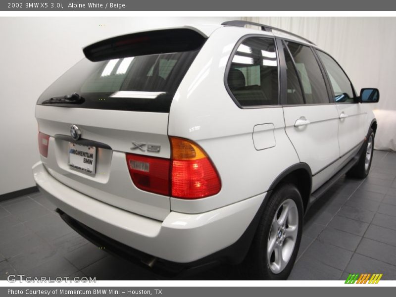 Alpine White / Beige 2002 BMW X5 3.0i