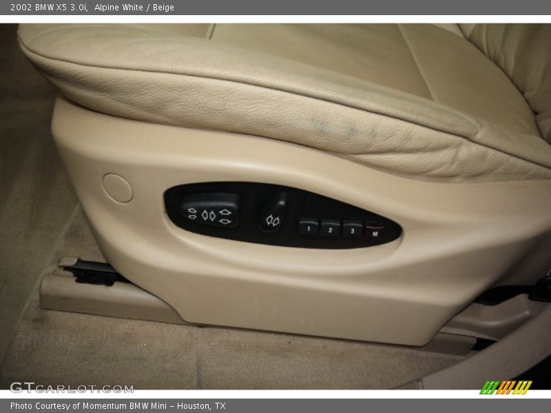 Alpine White / Beige 2002 BMW X5 3.0i