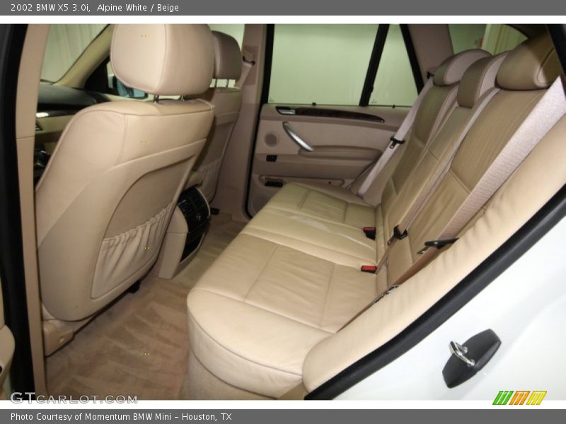 Alpine White / Beige 2002 BMW X5 3.0i