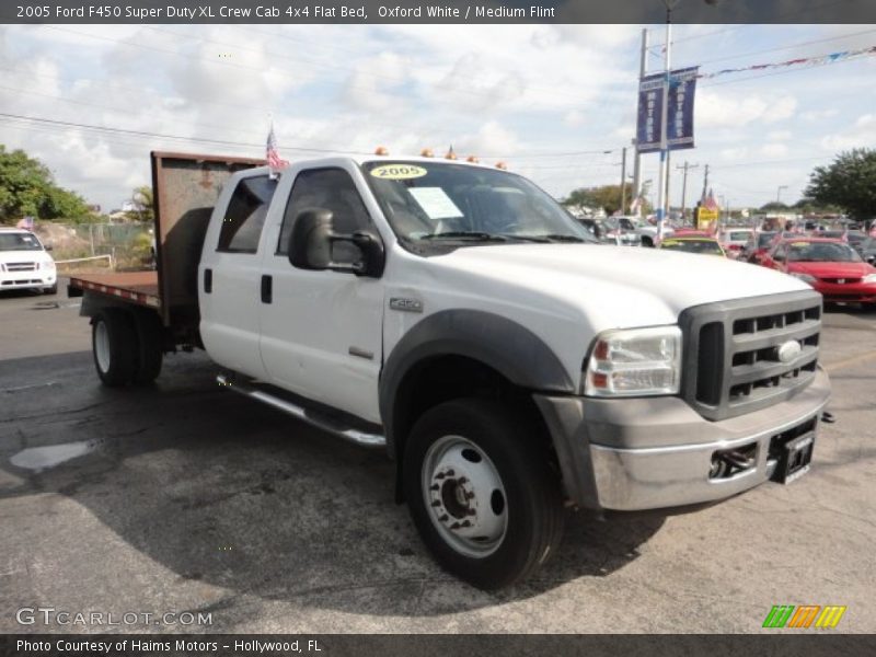 Oxford White / Medium Flint 2005 Ford F450 Super Duty XL Crew Cab 4x4 Flat Bed