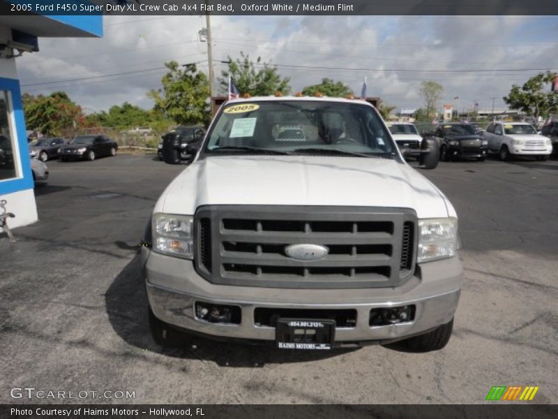 Oxford White / Medium Flint 2005 Ford F450 Super Duty XL Crew Cab 4x4 Flat Bed