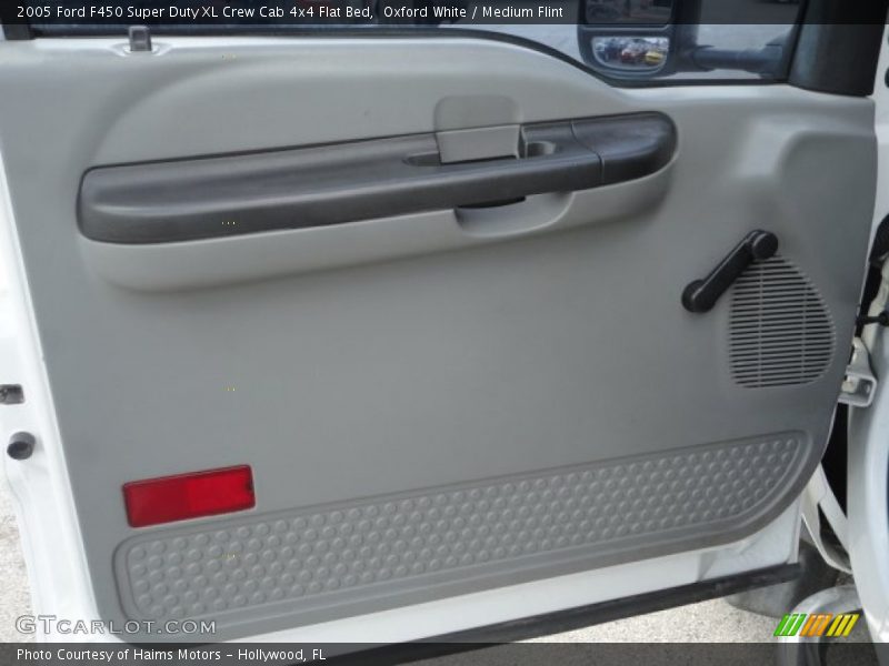 Oxford White / Medium Flint 2005 Ford F450 Super Duty XL Crew Cab 4x4 Flat Bed