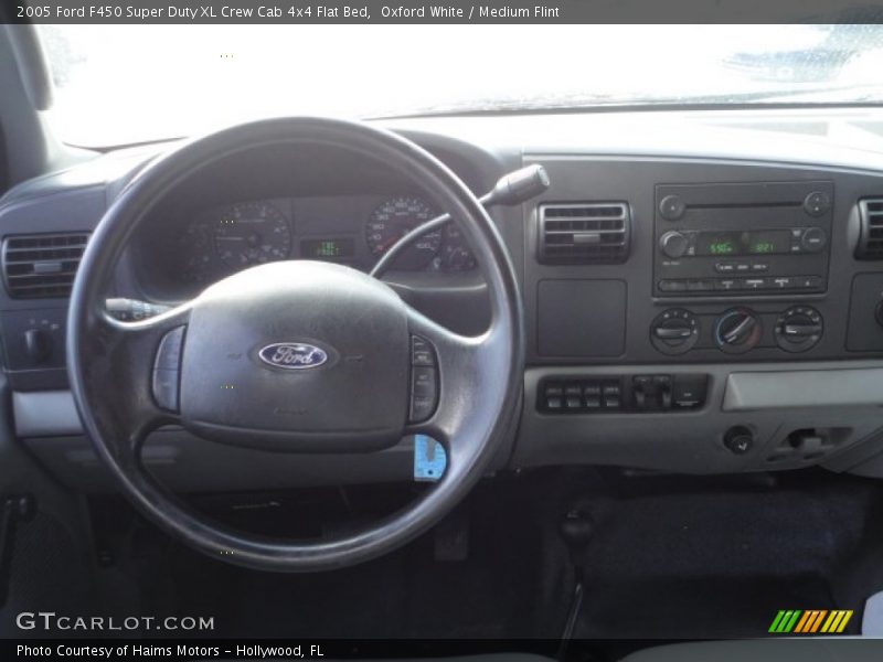 Oxford White / Medium Flint 2005 Ford F450 Super Duty XL Crew Cab 4x4 Flat Bed