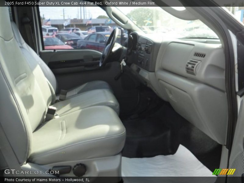 Oxford White / Medium Flint 2005 Ford F450 Super Duty XL Crew Cab 4x4 Flat Bed