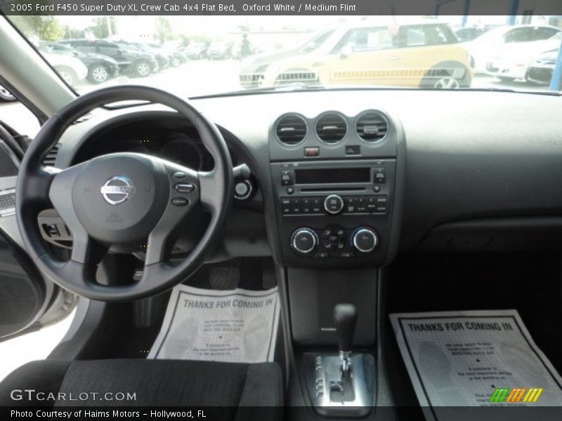 Oxford White / Medium Flint 2005 Ford F450 Super Duty XL Crew Cab 4x4 Flat Bed