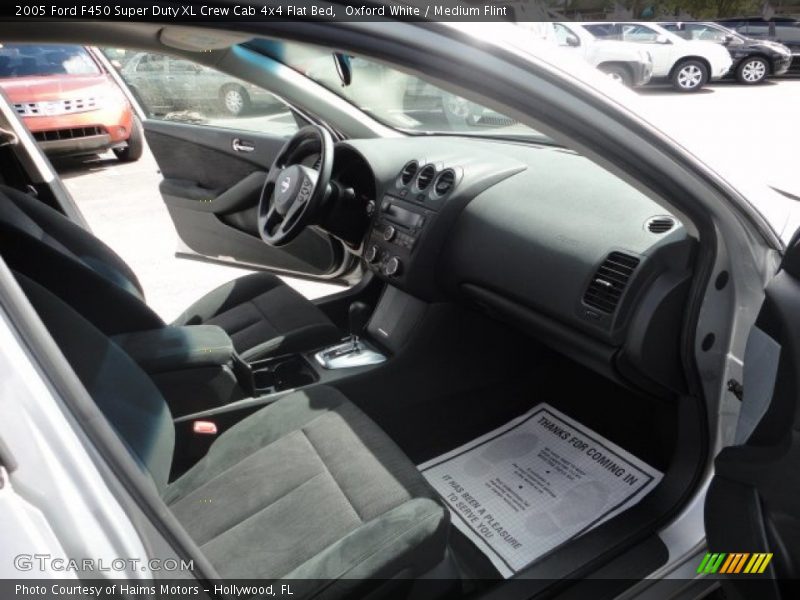 Oxford White / Medium Flint 2005 Ford F450 Super Duty XL Crew Cab 4x4 Flat Bed