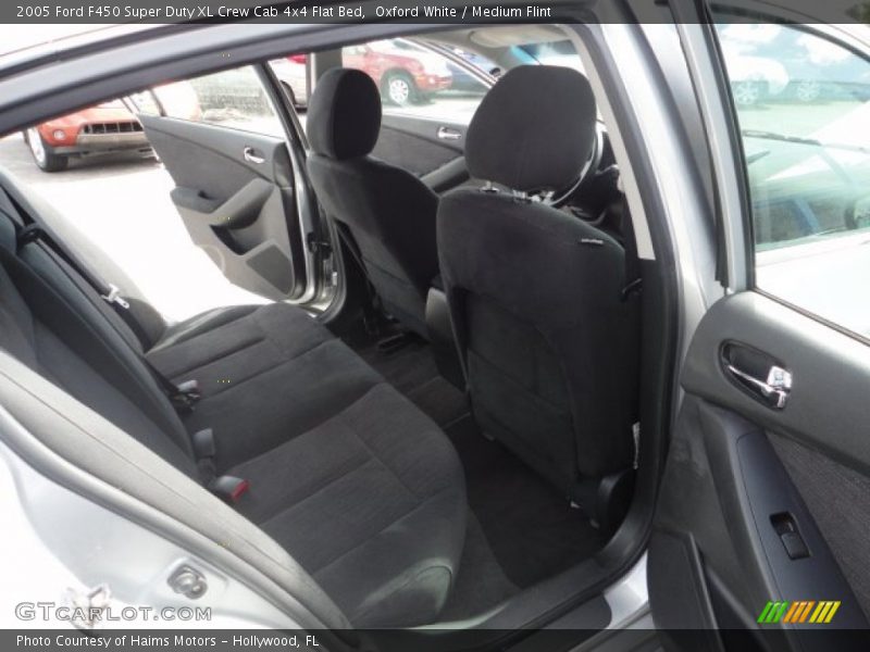 Oxford White / Medium Flint 2005 Ford F450 Super Duty XL Crew Cab 4x4 Flat Bed