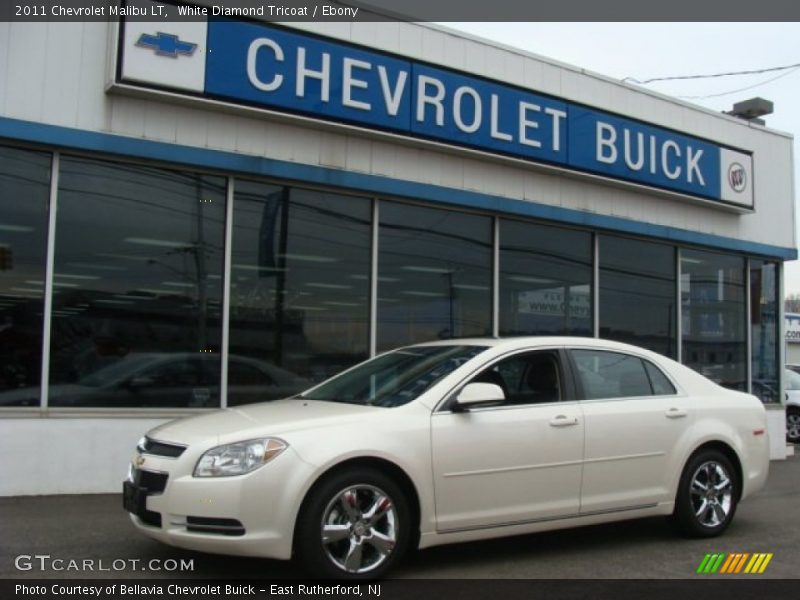 White Diamond Tricoat / Ebony 2011 Chevrolet Malibu LT