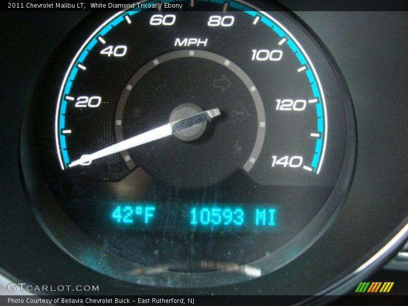 White Diamond Tricoat / Ebony 2011 Chevrolet Malibu LT