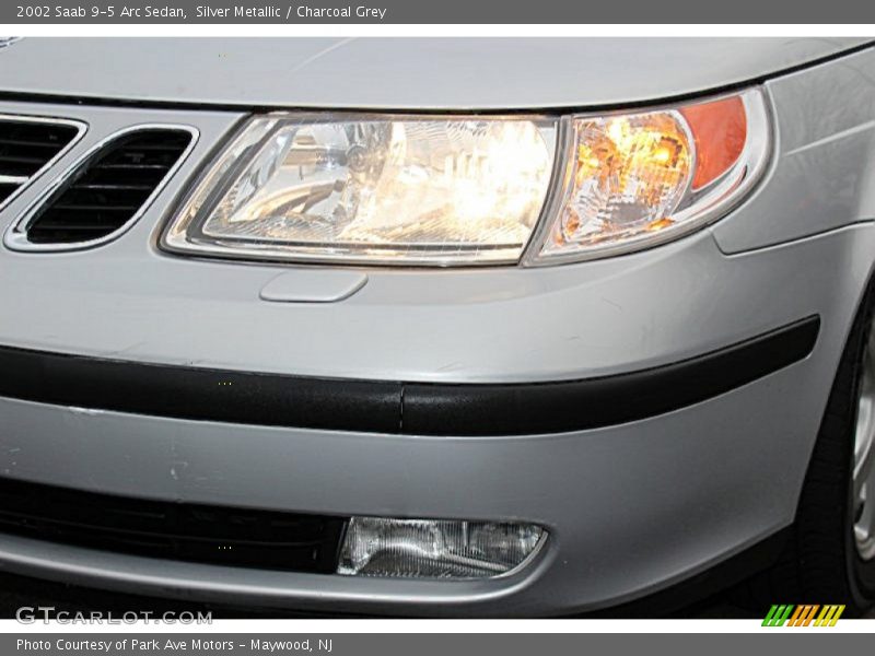 Silver Metallic / Charcoal Grey 2002 Saab 9-5 Arc Sedan
