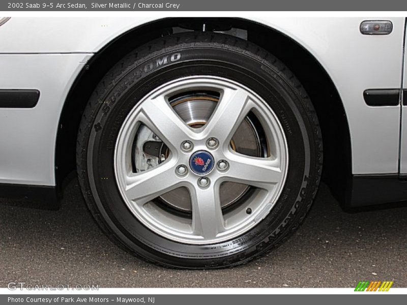 Silver Metallic / Charcoal Grey 2002 Saab 9-5 Arc Sedan