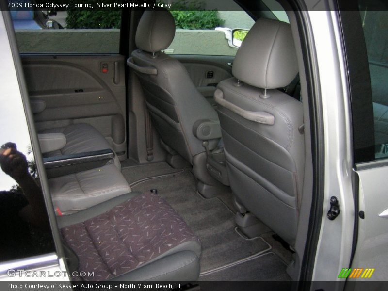 Silver Pearl Metallic / Gray 2009 Honda Odyssey Touring