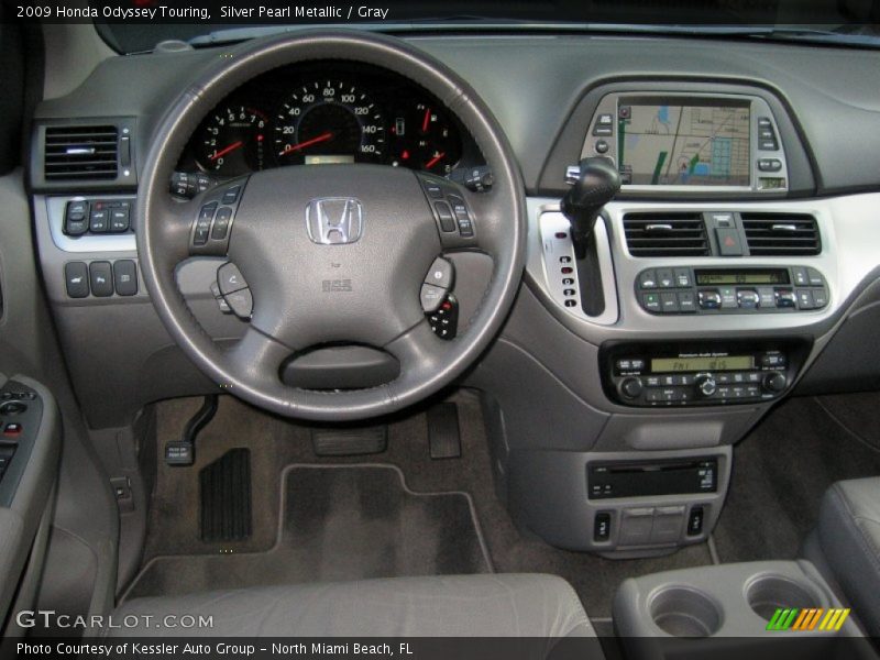 Silver Pearl Metallic / Gray 2009 Honda Odyssey Touring