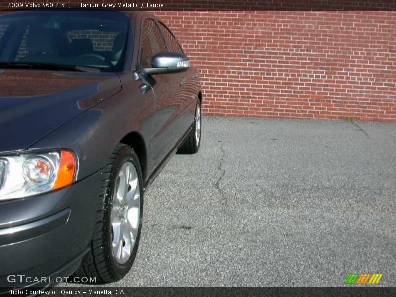 Titanium Grey Metallic / Taupe 2009 Volvo S60 2.5T