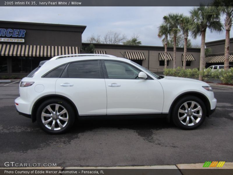 Ivory Pearl White / Willow 2005 Infiniti FX 35