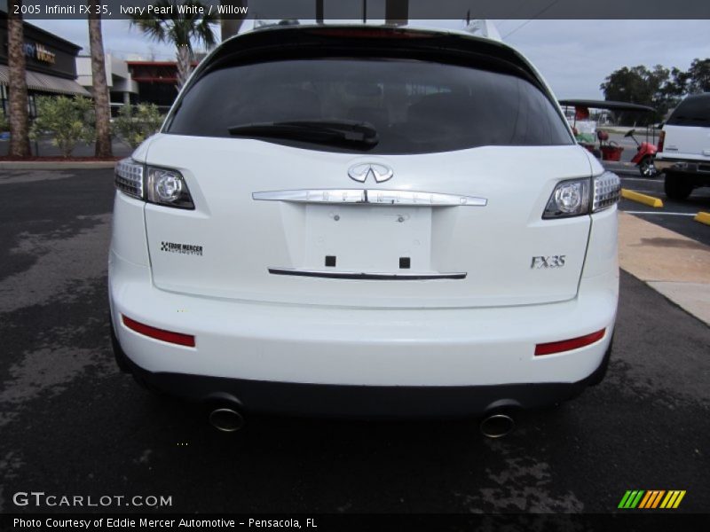 Ivory Pearl White / Willow 2005 Infiniti FX 35